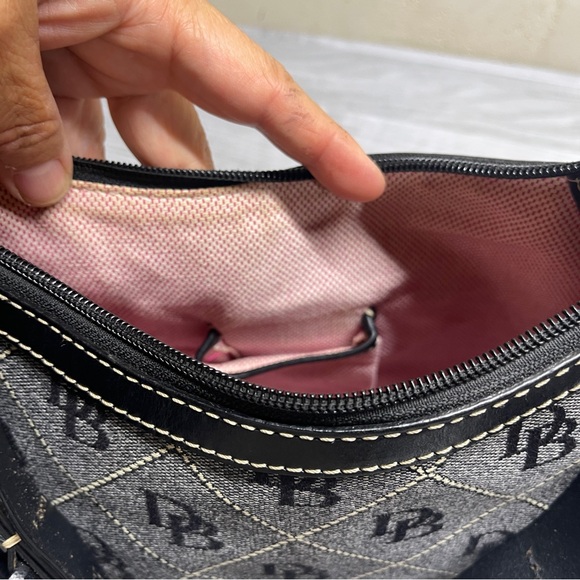 Dooney & Bourke Black Leather Trim Gray Canvas Signature Logo DB Shoulder Bag - Picture 17 of 17